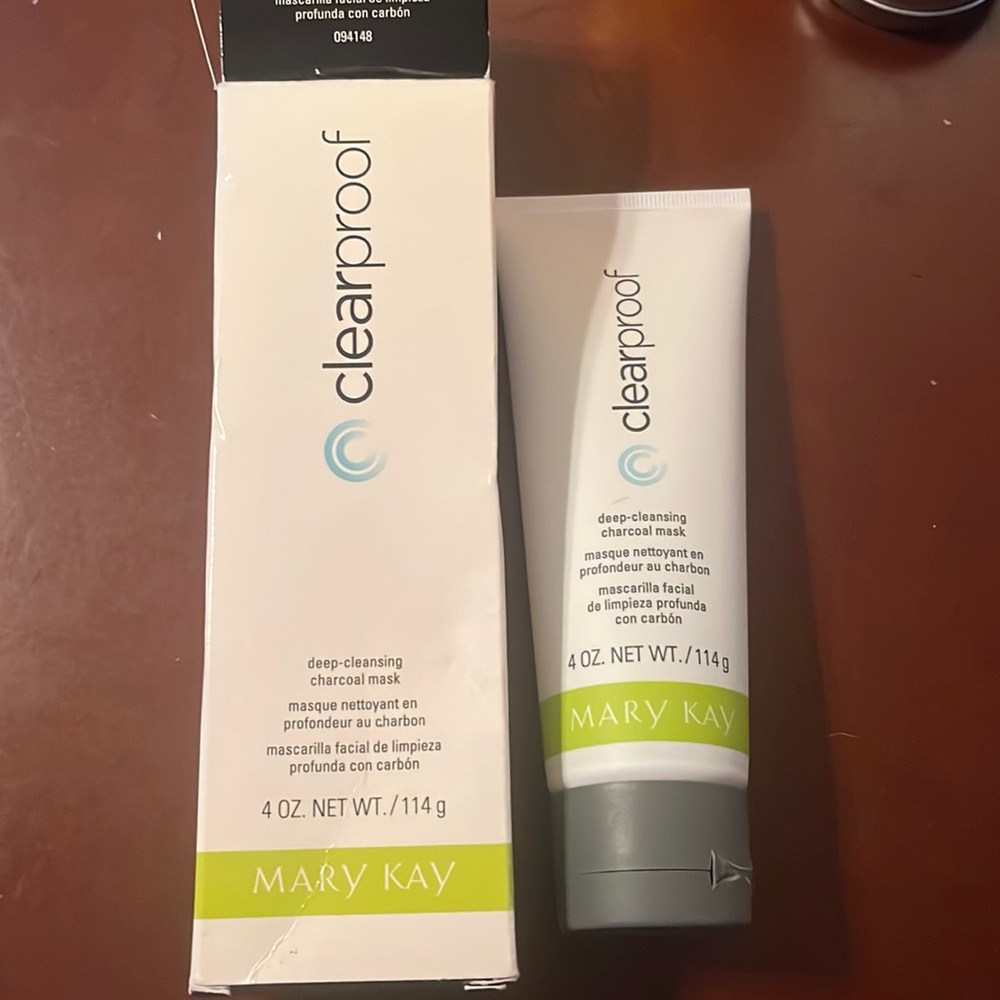 Mary Kay Clear Proof Deep Cleansing Charcoal Mask
